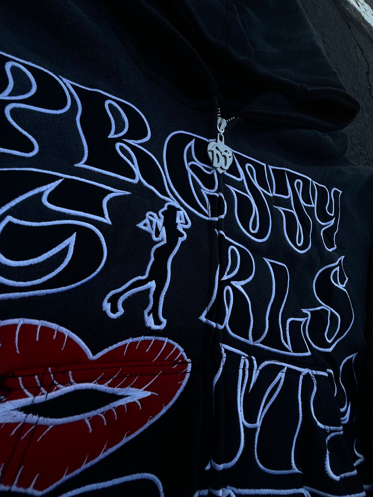 “Metallic Black” PGS Heart My Dripp Zipup