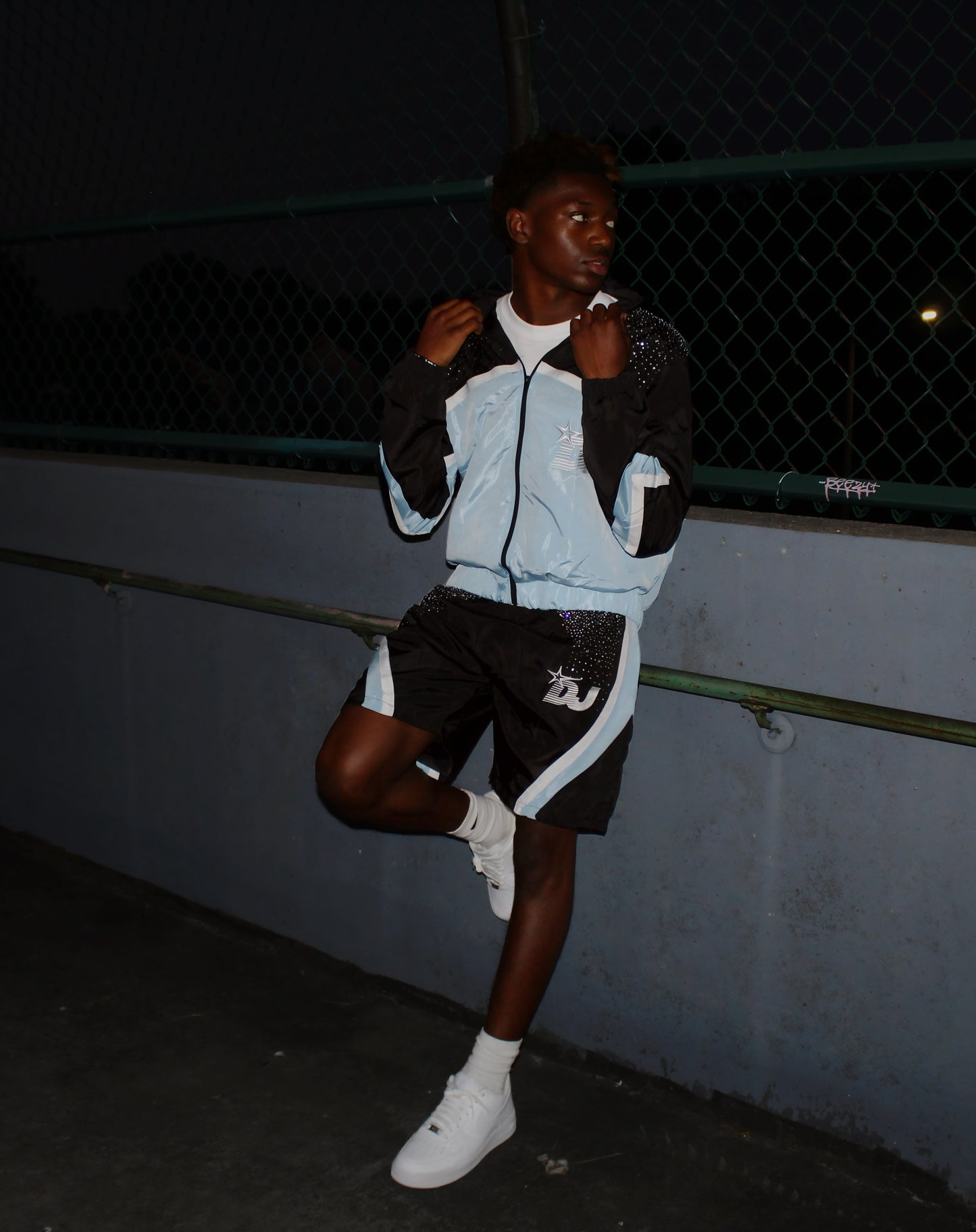 Rift:01 Black Carolina